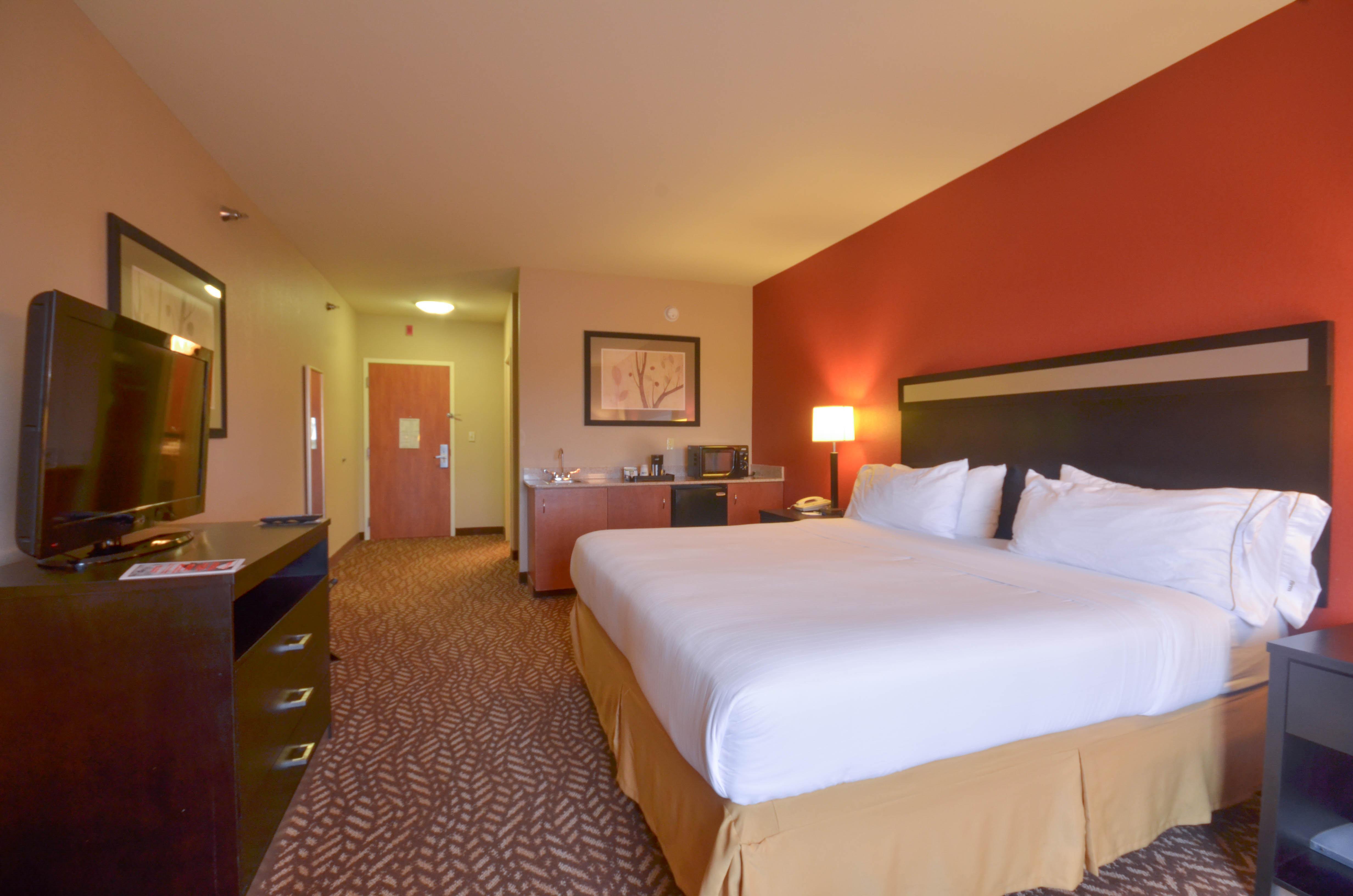 Holiday Inn Express & Suites Pine Bluff/Pines Mall By Ihg Exterior foto